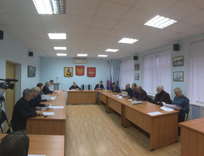  Депутаты одобрили решение внести долю МО «Котлас» в ООО «Мелкооптовое» в городскую Программу приватизации