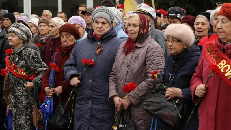 В Архангельской области утвержден статус "Дети войны"