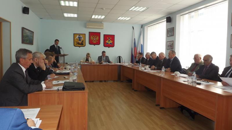 С оценкой удовлетворительно депутаты приняли отчет Главы