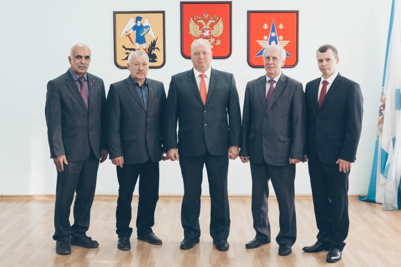 Постоянная депутатская комиссия по промышленности на заседании 8 октября изучила готовность городских служб к зимнему сезону