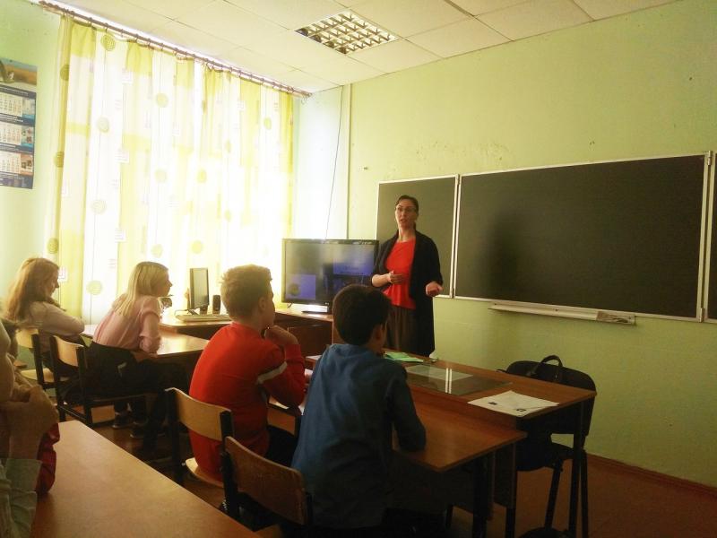 Депутат Сергей Алышев помог организовать экоурок для шестиклассников 17-й школы