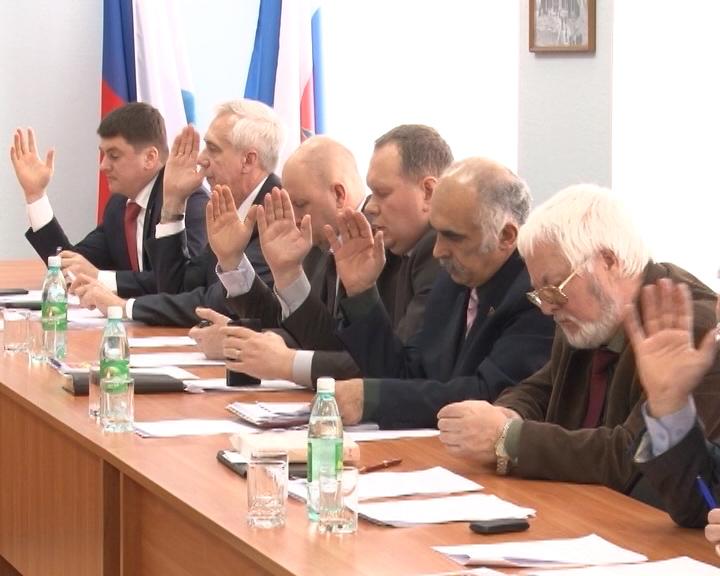 Очередную сессию провели городские депутаты