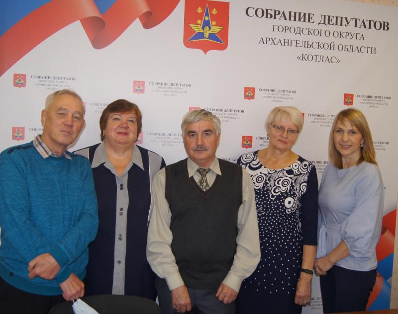 Накануне дня пожилых людей в Городском Собрании депутатов родились символичные планы…