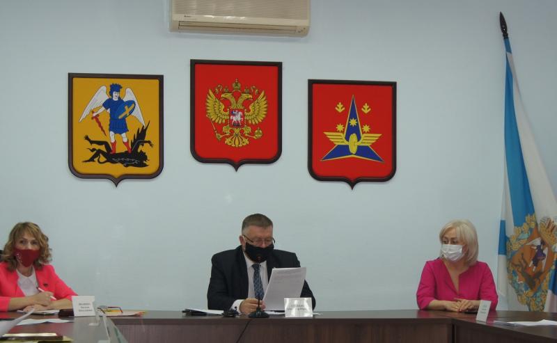Освещать город Глава предложила системно по Дорожной карте